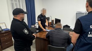 ​Командир військової частини з Рівного змушував підлеглих будувати йому хату – ДБР