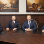 Від кримінальних авторитетів до фігурантів НАБУ: кого насправді захищають юристи АО «Авер Лекс», старшим партнером якого є адвокат Януковича Віталій Сердюк